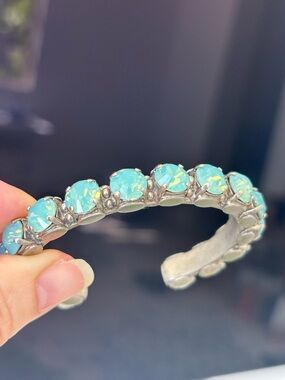 Sorrelli Pacific Opal Green Crystal Vintage Silver Signed Cuff Bracelet